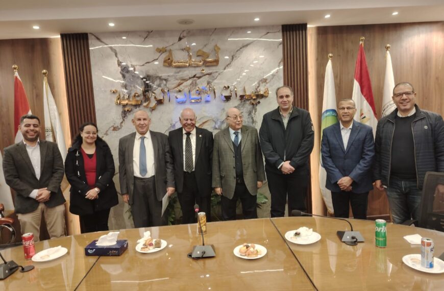 د محمد عبدالمجيد رئيس لجنة المبيدات وشركات إستيراد المبيدات