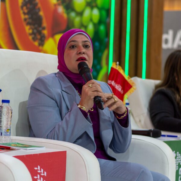 د هند عبداللاه مدير معمل متبقيات المبيدات