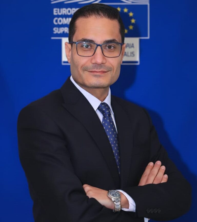 د طارق عبدالعليم المعمل المركزي للمبيدات